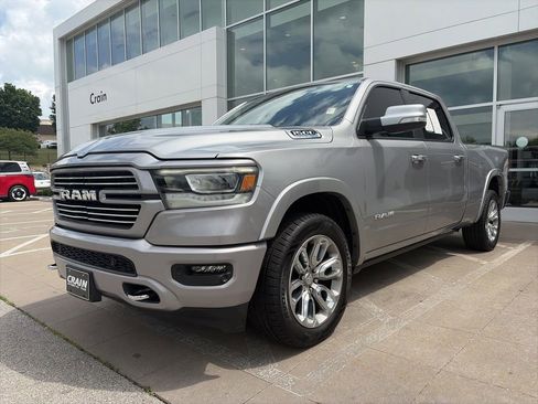 Used 2022 RAM 1500 Laramie AWD/4WD image 3