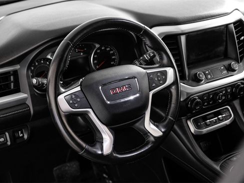 Used 2020 GMC Acadia SLT image 12