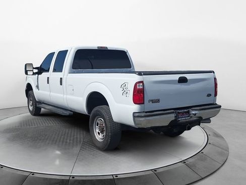 Used 2015 Ford F250 XL w/ Camper Package image 3