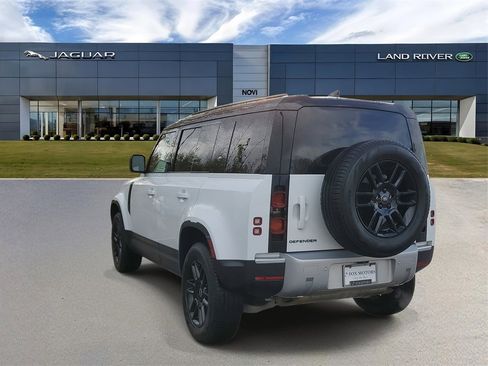 Used 2023 Land Rover Defender 110 S image 2