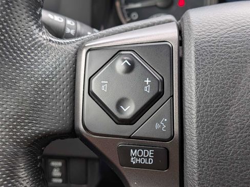 Used 2023 Toyota Tacoma TRD Off-Road w/ TRD Premium Off Road Package AWD/4WD image 24