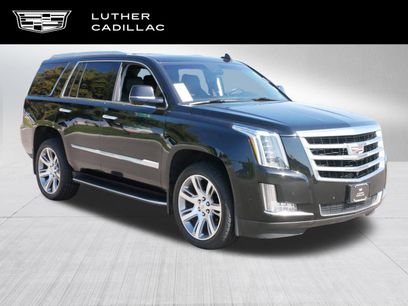 Used 2017 Cadillac Escalade Luxury