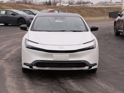 New 2026 Toyota Prius XLE image 4
