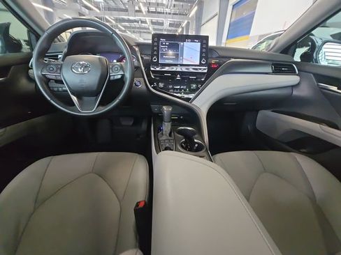 Used 2024 Toyota Camry XSE w/ Navigation Package FWD image 21