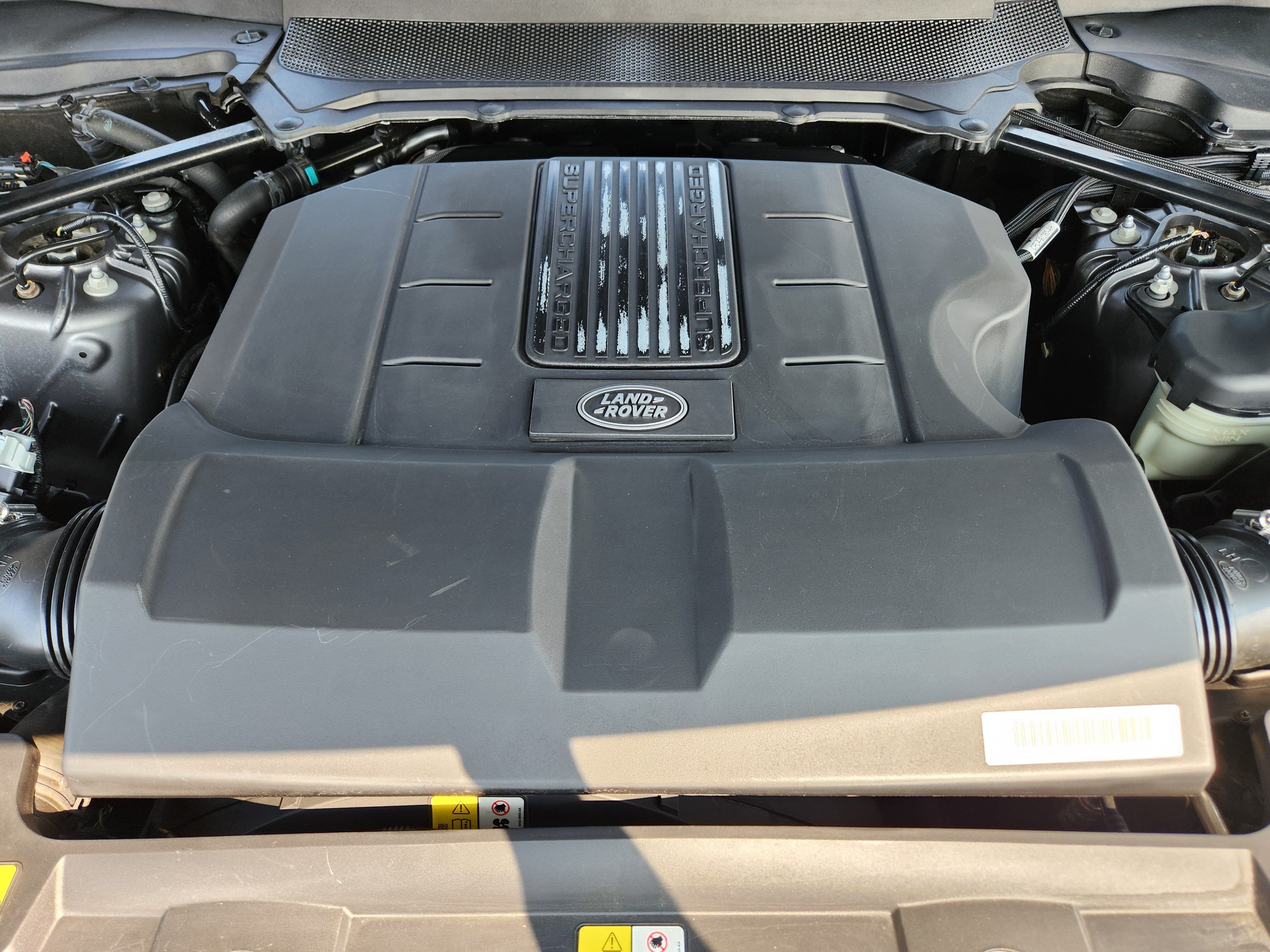 Used 2018 Land Rover Range Rover Sport Supercharged AWD/4WD image 9