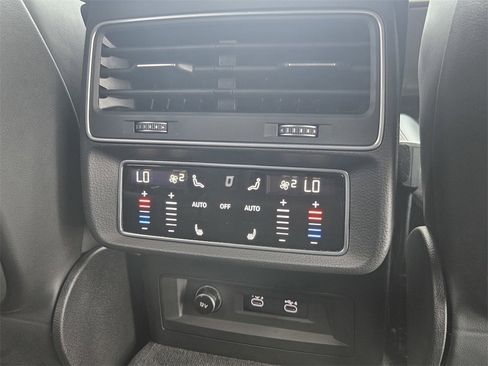 Used 2021 Audi RS Q8 image 34