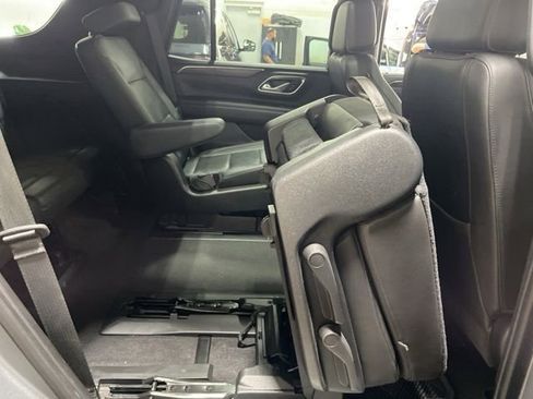 Used 2021 Chevrolet Tahoe Z71 w/ Z71 Signature Package AWD/4WD image 45
