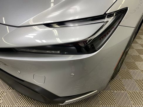 Used 2025 Toyota Prius LE image 7