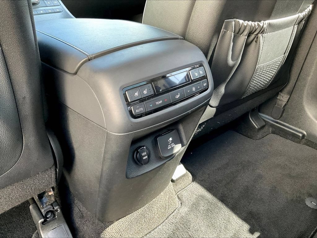 Used 2023 Hyundai Palisade Limited AWD/4WD image 12