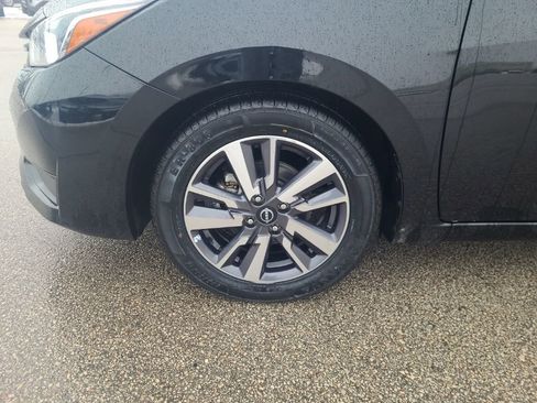 Used 2023 Nissan Versa SV image 25