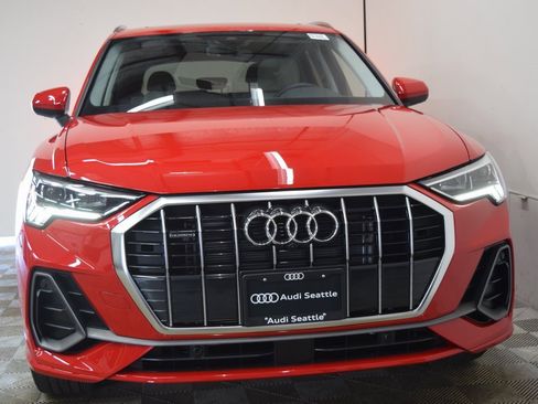 New 2025 Audi Q3 2.0T Premium Plus image 2