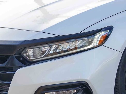 Used 2020 Honda Accord Sport image 8