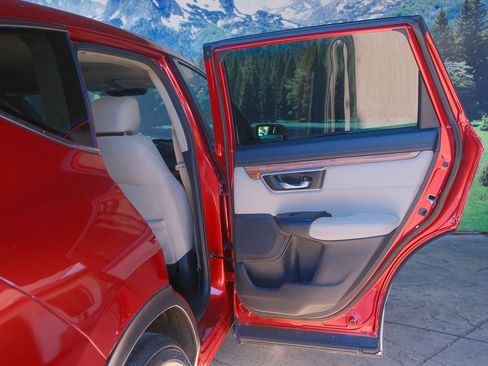 Used 2018 Honda CR-V EX image 32