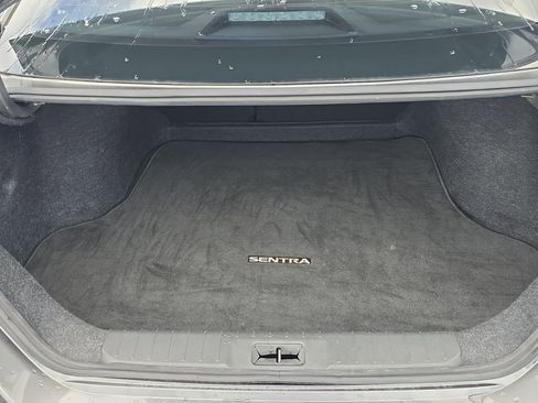 Used 2021 Nissan Sentra SR image 10