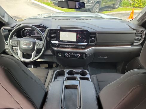 Used 2024 GMC Sierra 1500 Elevation RWD image 18