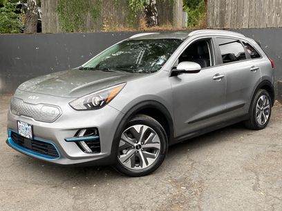 Used 2022 Kia Niro EX w/ Cold Weather Package