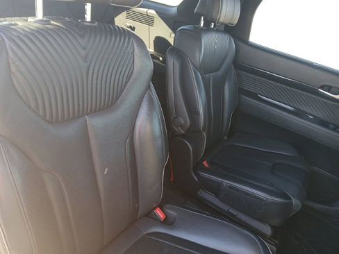 Used 2023 Hyundai Palisade Calligraphy w/ Cargo Package image 17