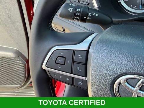 Certified 2026 Toyota Highlander XLE AWD/4WD image 13