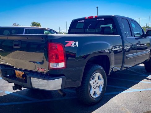 Used 2012 GMC Sierra 1500 SLE w/ All-Terrain Package AWD/4WD image 24