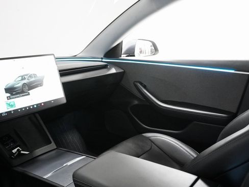 Used 2025 Tesla Model 3 Long Range image 16