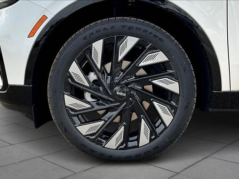 New 2026 Lincoln Nautilus Reserve image 11