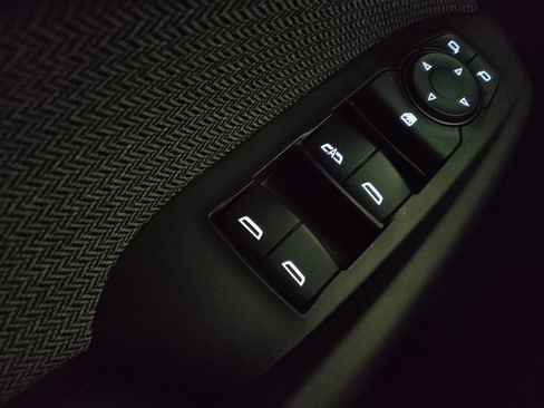 Used 2024 Chevrolet TrailBlazer LS w/ LS Convenience Package FWD image 27