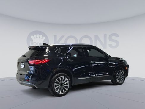 Used 2024 Chevrolet Blazer Premier w/ Enhanced Convenience Package image 11