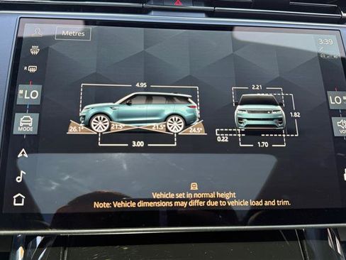 Used 2024 Land Rover Range Rover Sport SE AWD/4WD image 34