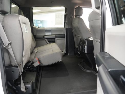 Used 2015 Ford F150 XLT w/ Equipment Group 302A Luxury AWD/4WD image 31