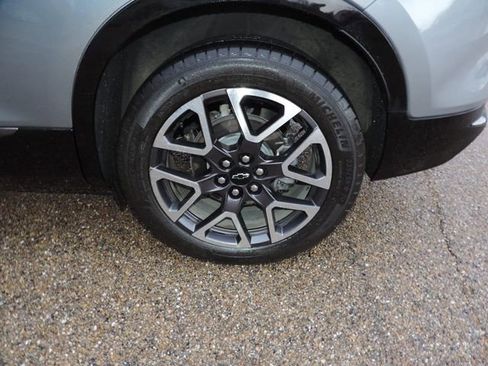 Used 2024 Chevrolet Blazer RS w/ Driver Confidence II Package image 17