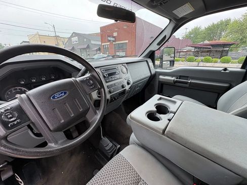 Used 2016 Ford F250 XLT AWD/4WD image 13