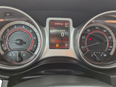 Used 2020 Dodge Journey SE w/ Blacktop Package FWD image 23
