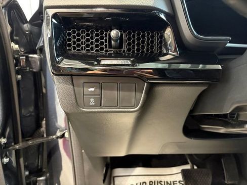 Used 2024 Honda CR-V Sport Touring image 18