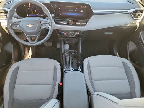 Used 2024 Chevrolet TrailBlazer LT image 14