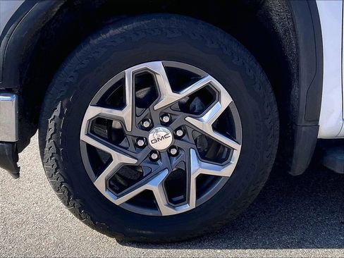 Used 2022 GMC Sierra 1500 SLT w/ SLT Premium Plus Package image 7