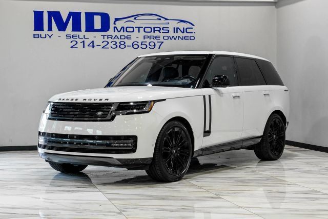 Used 2023 Land Rover Range Rover SE AWD/4WD image 3