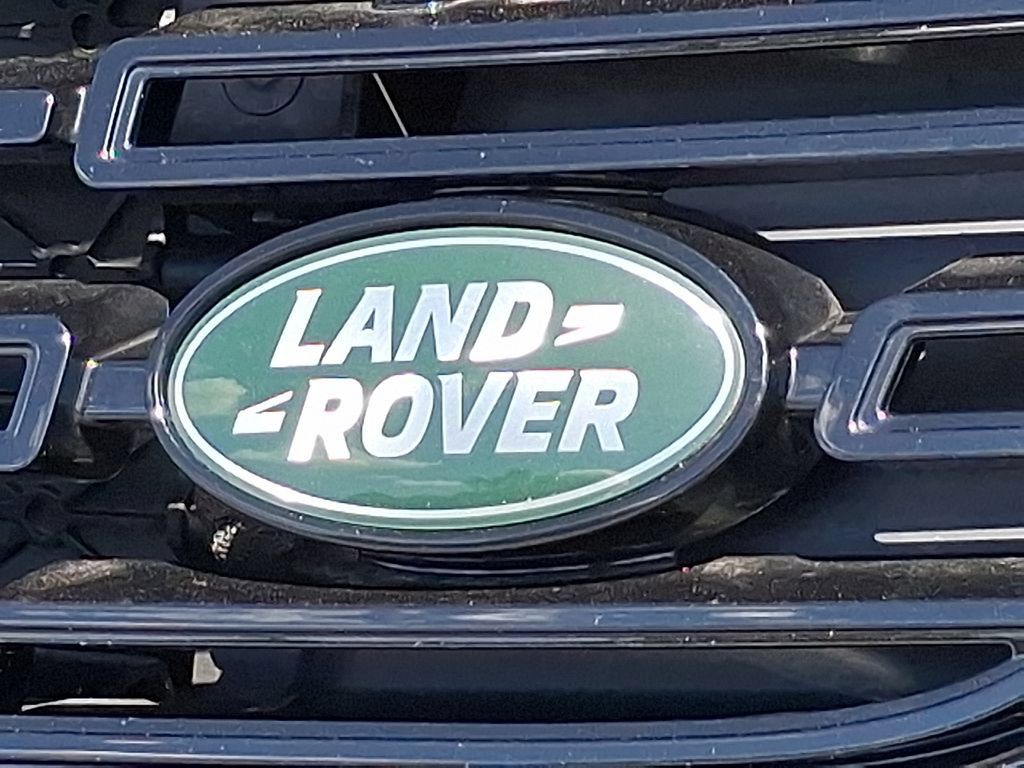 Certified 2026 Land Rover Range Rover Velar S AWD/4WD image 28