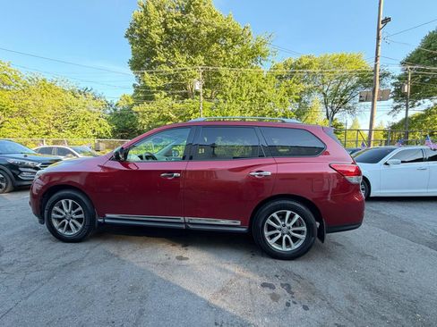 Used 2014 Nissan Pathfinder SL w/ Trailer Tow Package AWD/4WD image 7