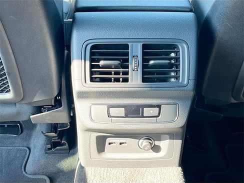 Used 2024 Audi Q5 2.0T Premium Plus image 31