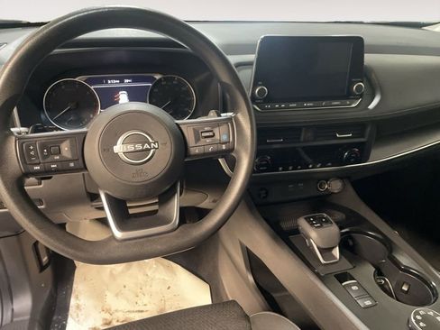 Used 2024 Nissan Rogue SV image 13