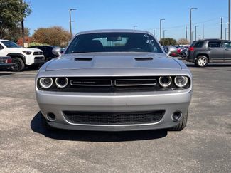 Used 2023 Dodge Challenger SXT video 2