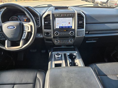Used 2020 Ford Expedition XLT w/ Equipment Group 202A image 12