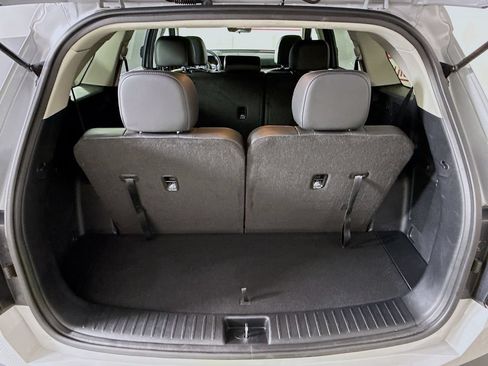 Used 2025 Kia Sorento S AWD/4WD image 28