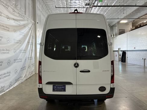 New 2025 Mercedes-Benz Sprinter 2500 image 7