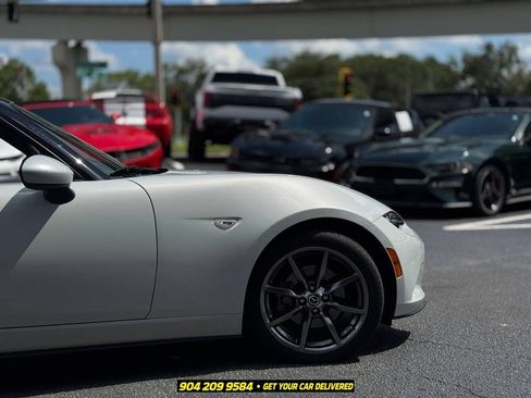 Used 2016 MAZDA MX-5 Miata Grand Touring RWD image 8