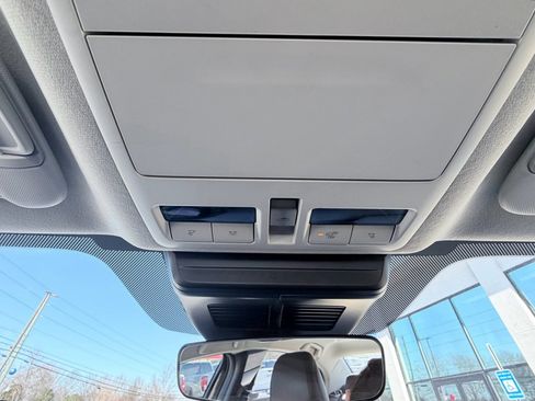 Used 2025 MAZDA MAZDA3 s image 17