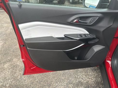 New 2026 Chevrolet Trax LT FWD image 11