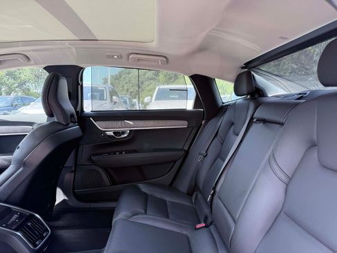 Certified 2023 Volvo S90 B6 Plus AWD/4WD image 13