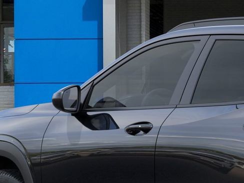 New 2026 Chevrolet Trax LT w/ Driver Confidence Package FWD image 12