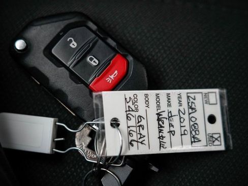 Used 2019 Jeep Wrangler Unlimited Sport S image 25